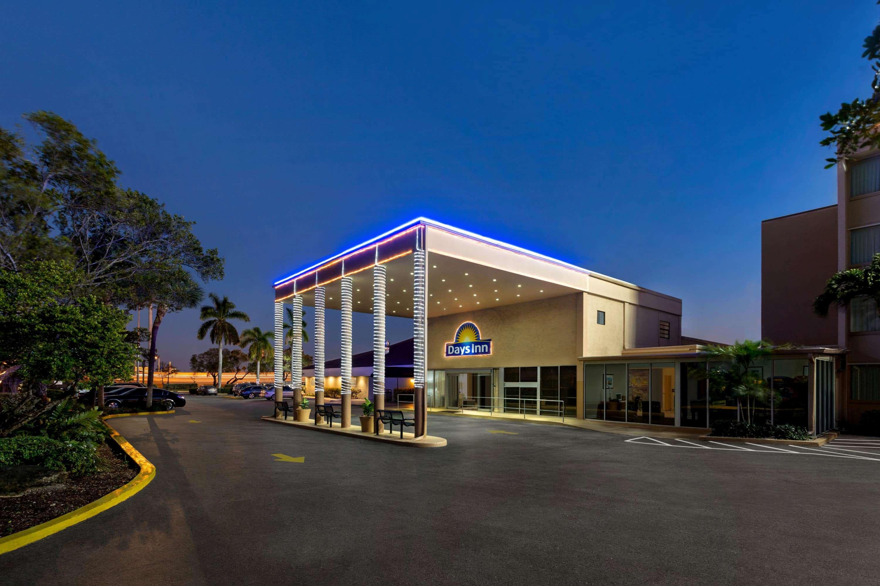Envision Hotel Miami International Airport Екстер'єр фото