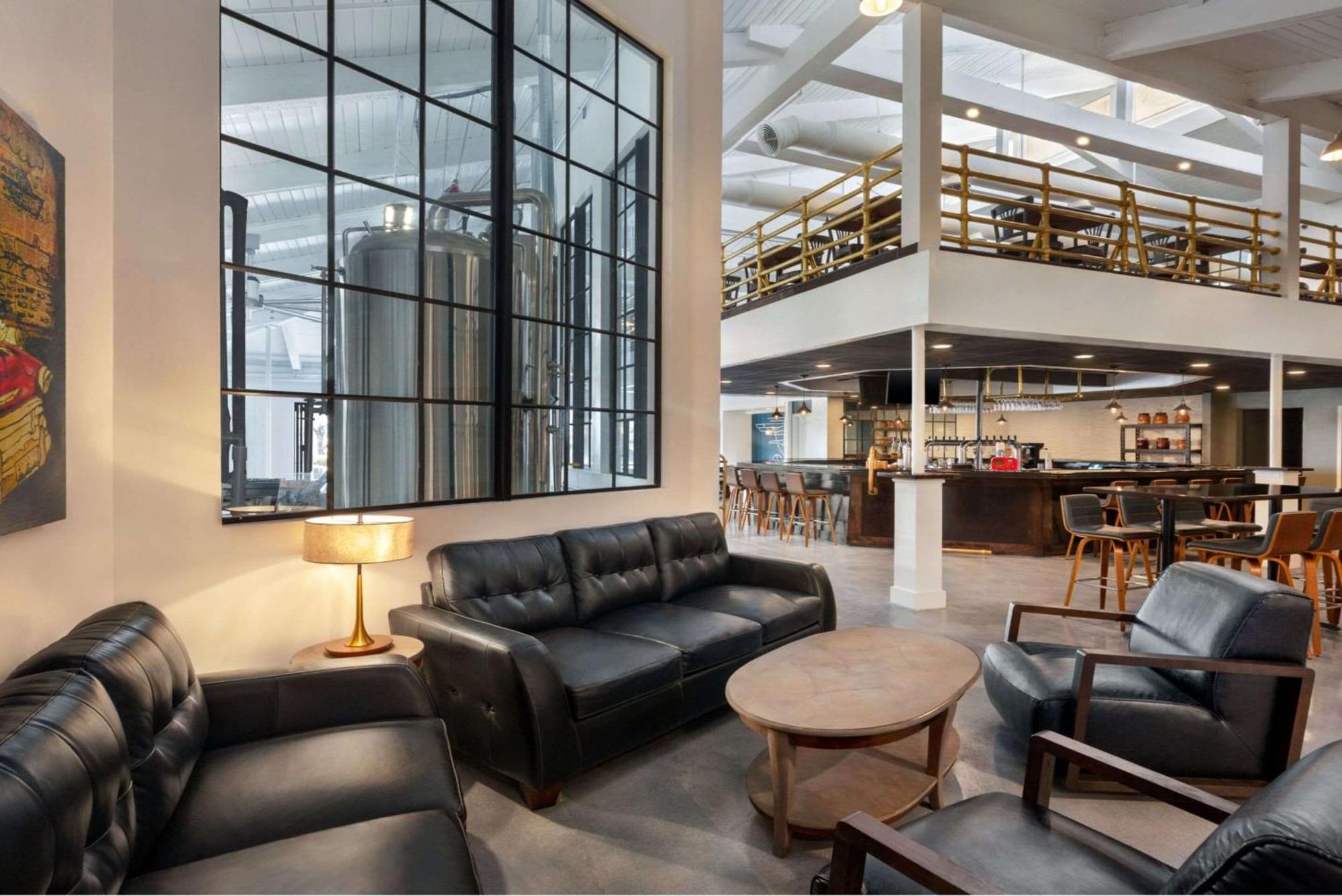 Envision Hotel Miami International Airport Екстер'єр фото